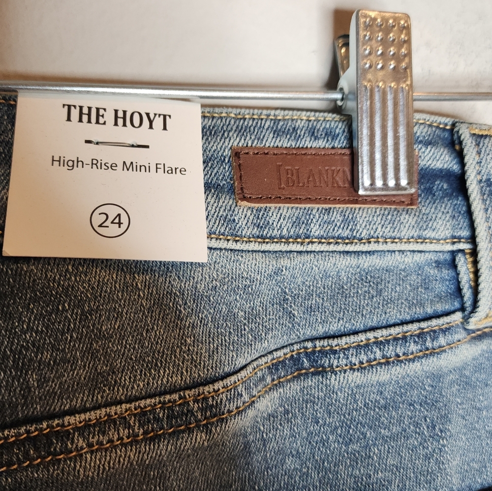 NWT Blank NYC Split Hem Mini Flare Hoyt Medium Wash Jeans Stretch Denim Size 24 - Picture 5 of 14